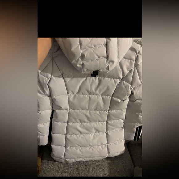 Brand-New Moose Knuckles Winter Jacket - Women’s Size S with Simon’s dust bag ! - Picture 11 of 13